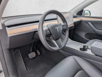 2025 Tesla Model Y Long Range AWD *Ltd Avail*