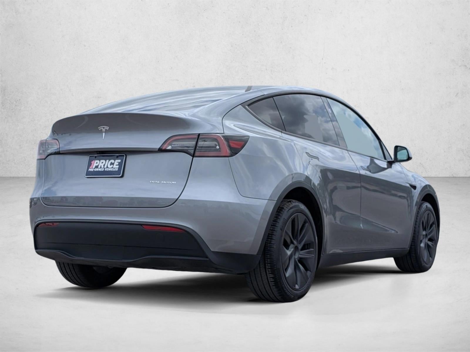 2025 Tesla Model Y Long Range AWD *Ltd Avail*