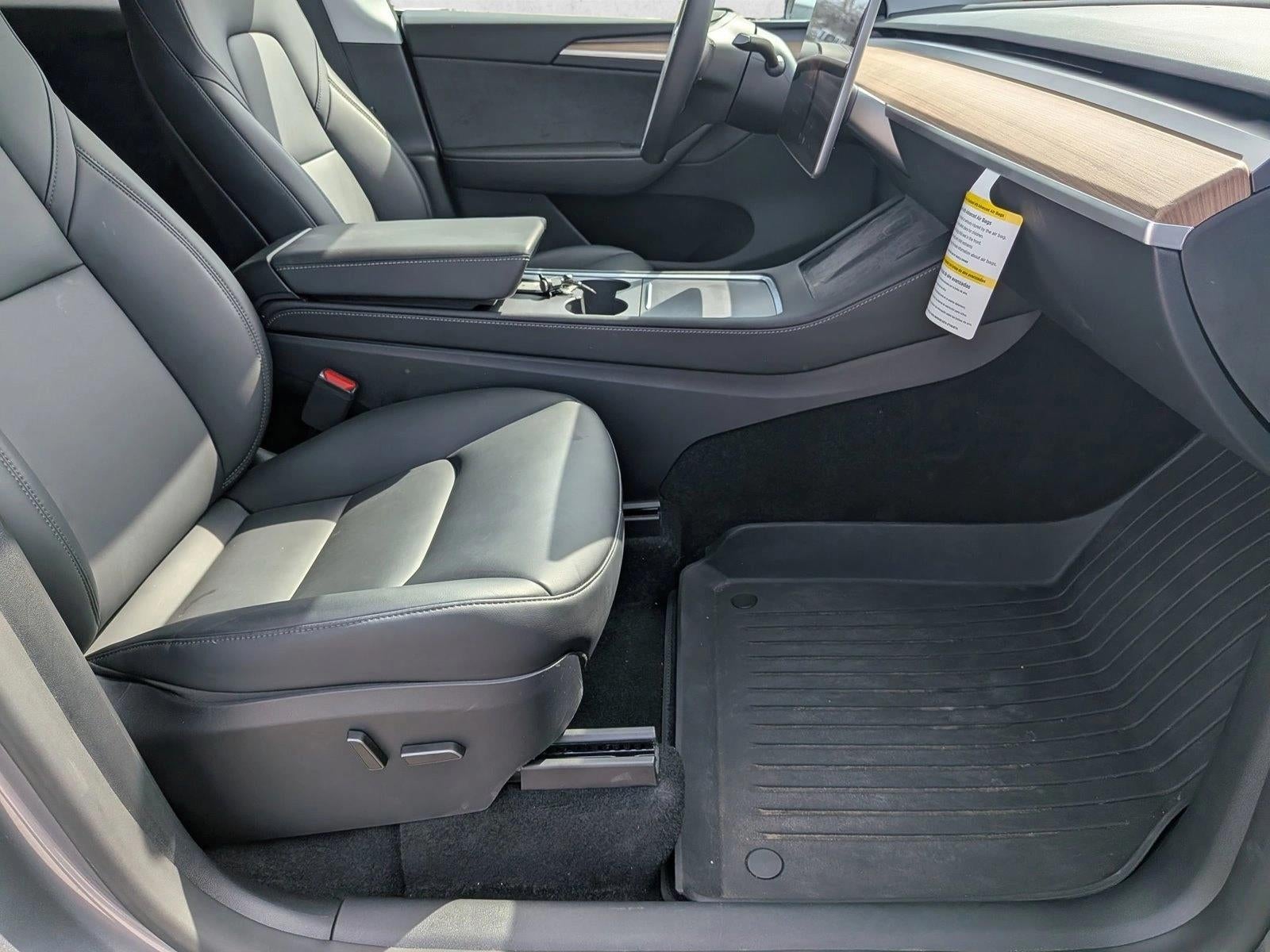 2025 Tesla Model Y Performance AWD *Ltd Avail*