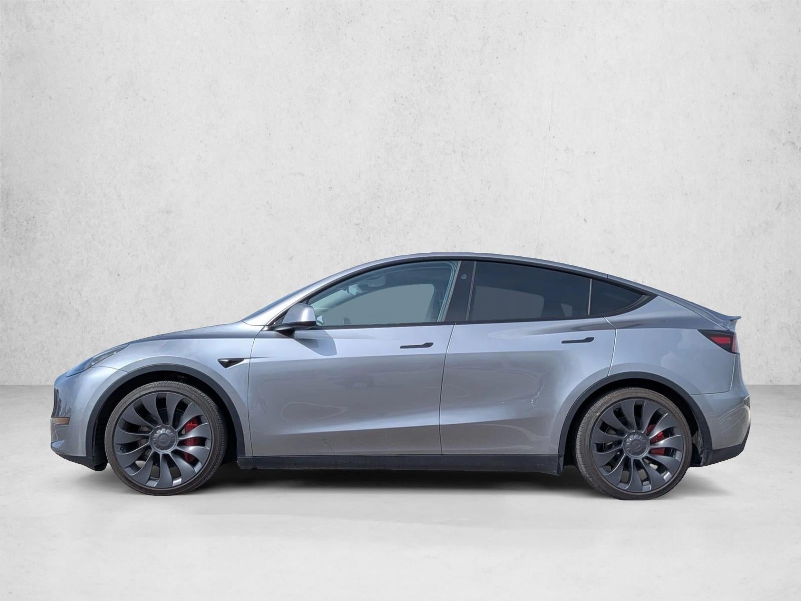 2025 Tesla Model Y Performance AWD *Ltd Avail*