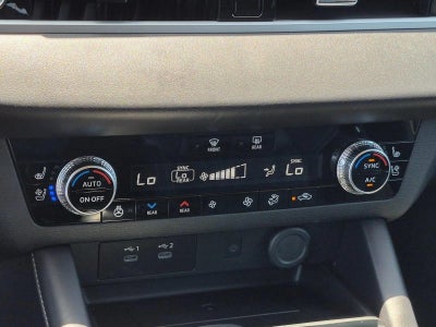 2025 Mitsubishi Outlander SEL FWD