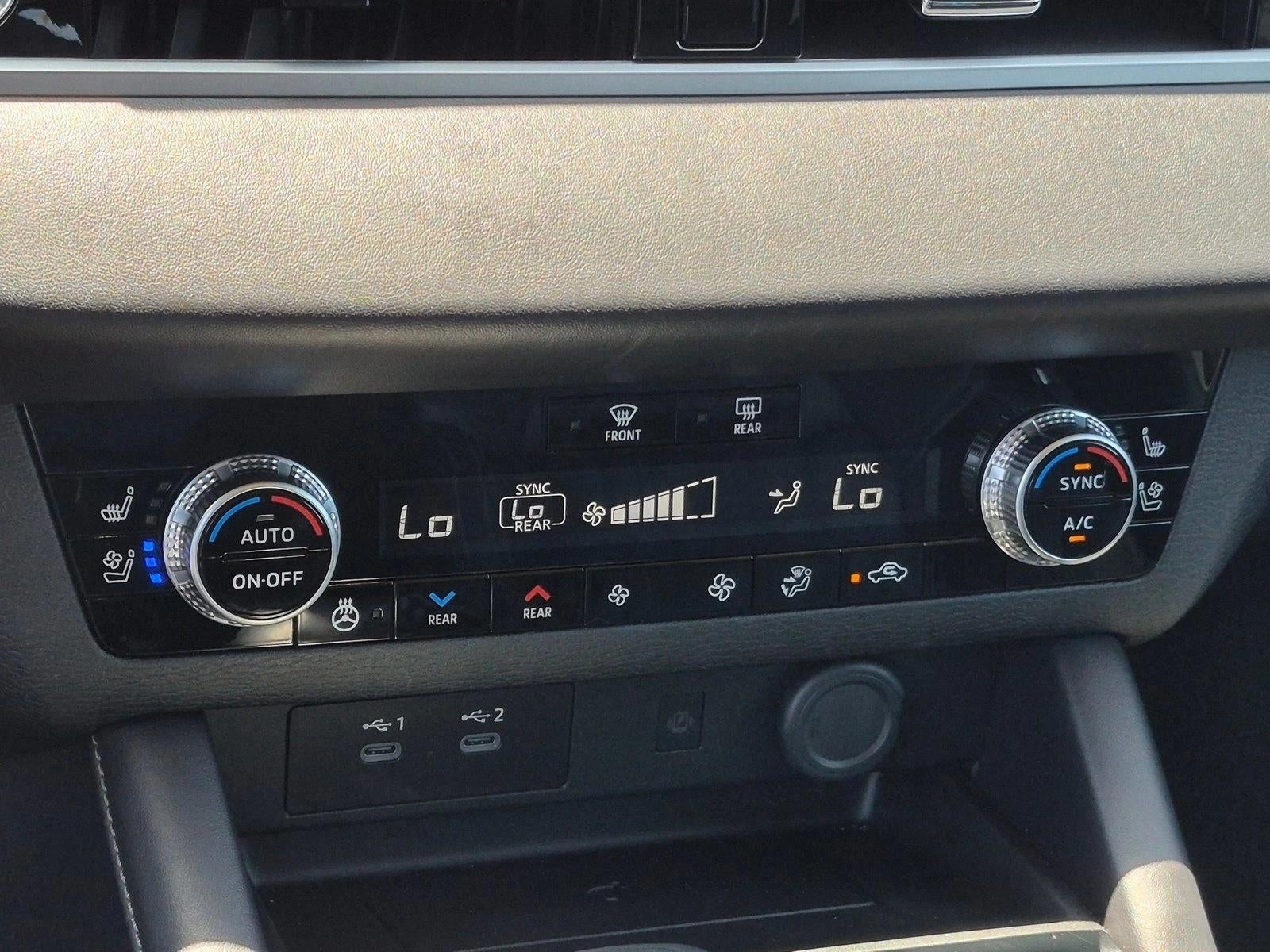 2025 Mitsubishi Outlander SEL FWD