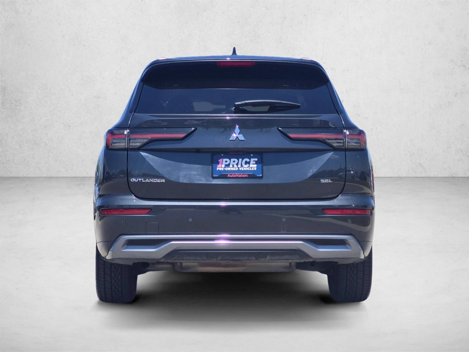 2025 Mitsubishi Outlander SEL FWD