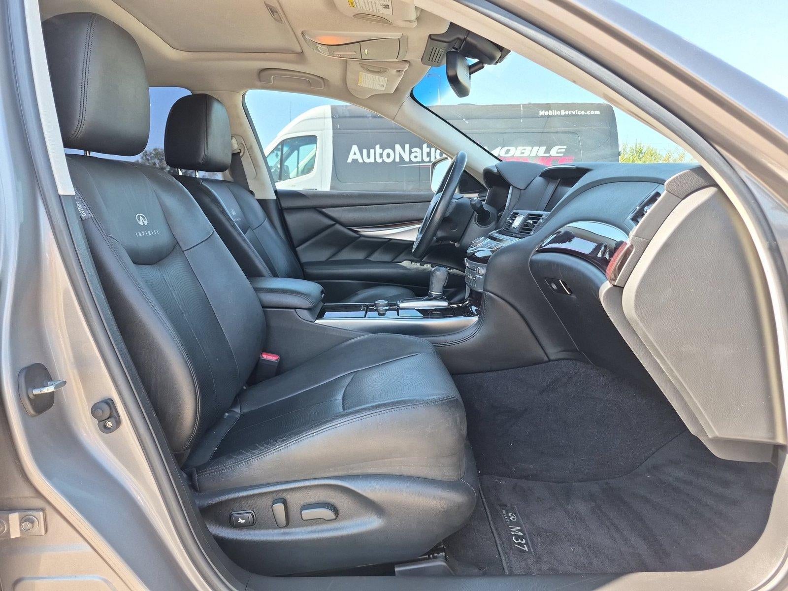 2013 INFINITI M37 Base