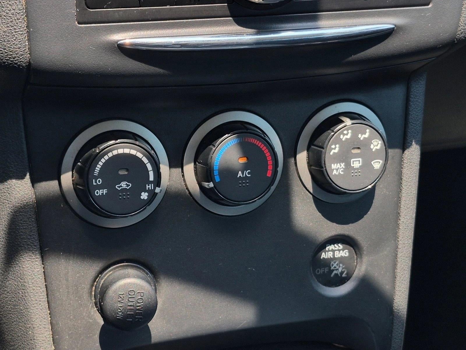 2015 Nissan Rogue Select FWD 4dr S