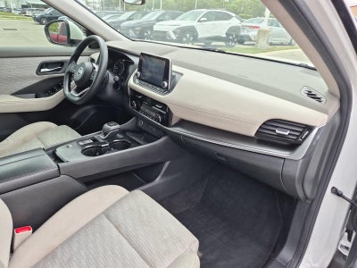 2021 Nissan Rogue FWD SV