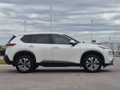2021 Nissan Rogue FWD SV