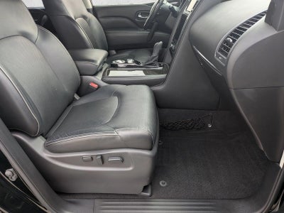 2021 INFINITI QX80 LUXE