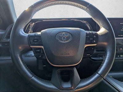 2023 Toyota Crown XLE AWD (Natl)