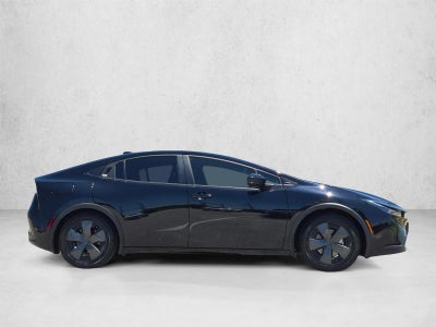 2026 Toyota Prius Plug-In Hybrid SE (Natl)