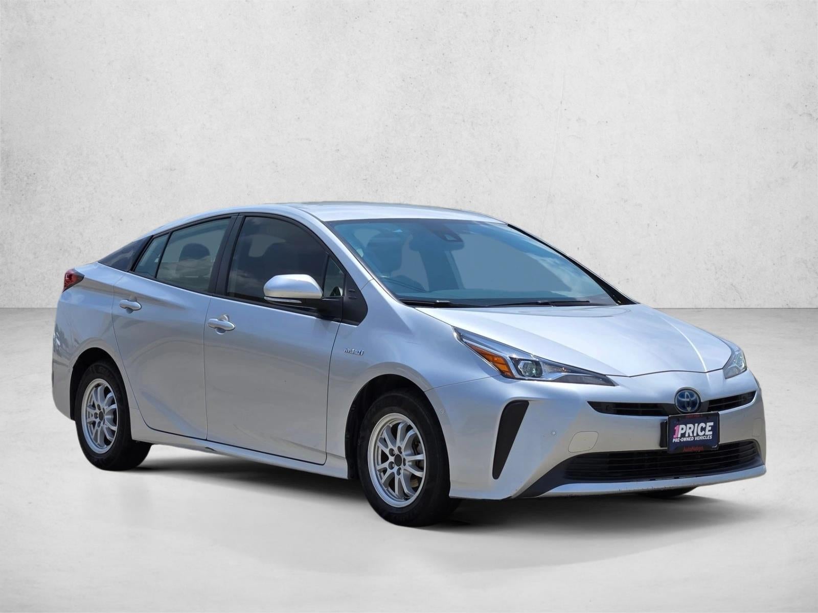 2022 Toyota Prius LE (Natl)
