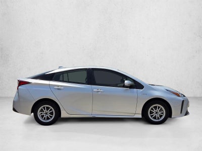 2022 Toyota Prius LE (Natl)