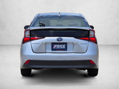 2022 Toyota Prius LE (Natl)