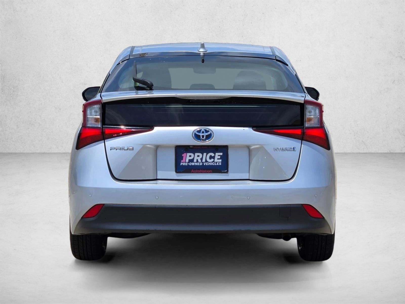 2022 Toyota Prius LE (Natl)