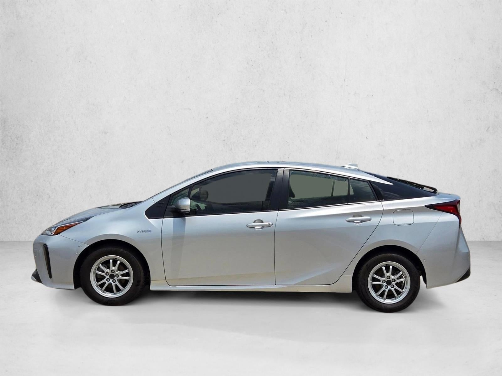 2022 Toyota Prius LE (Natl)