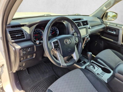 2015 Toyota 4Runner RWD 4dr V6 SR5 (Natl)