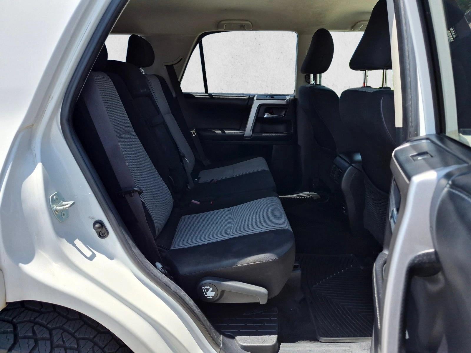 2015 Toyota 4Runner RWD 4dr V6 SR5 (Natl)
