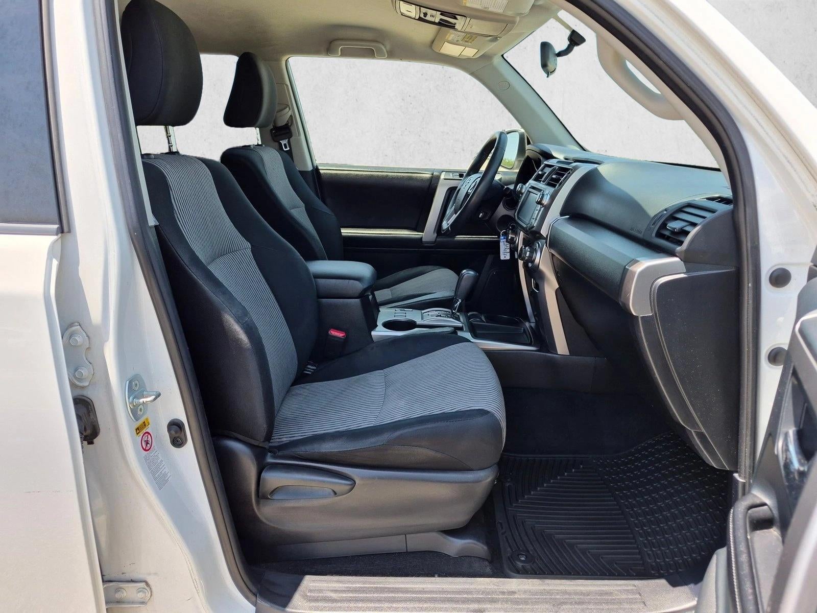 2015 Toyota 4Runner RWD 4dr V6 SR5 (Natl)