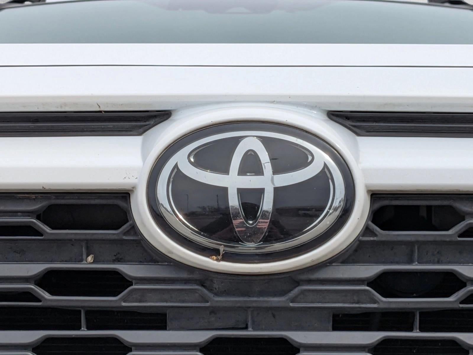 2020 Toyota RAV4 XLE AWD (Natl)