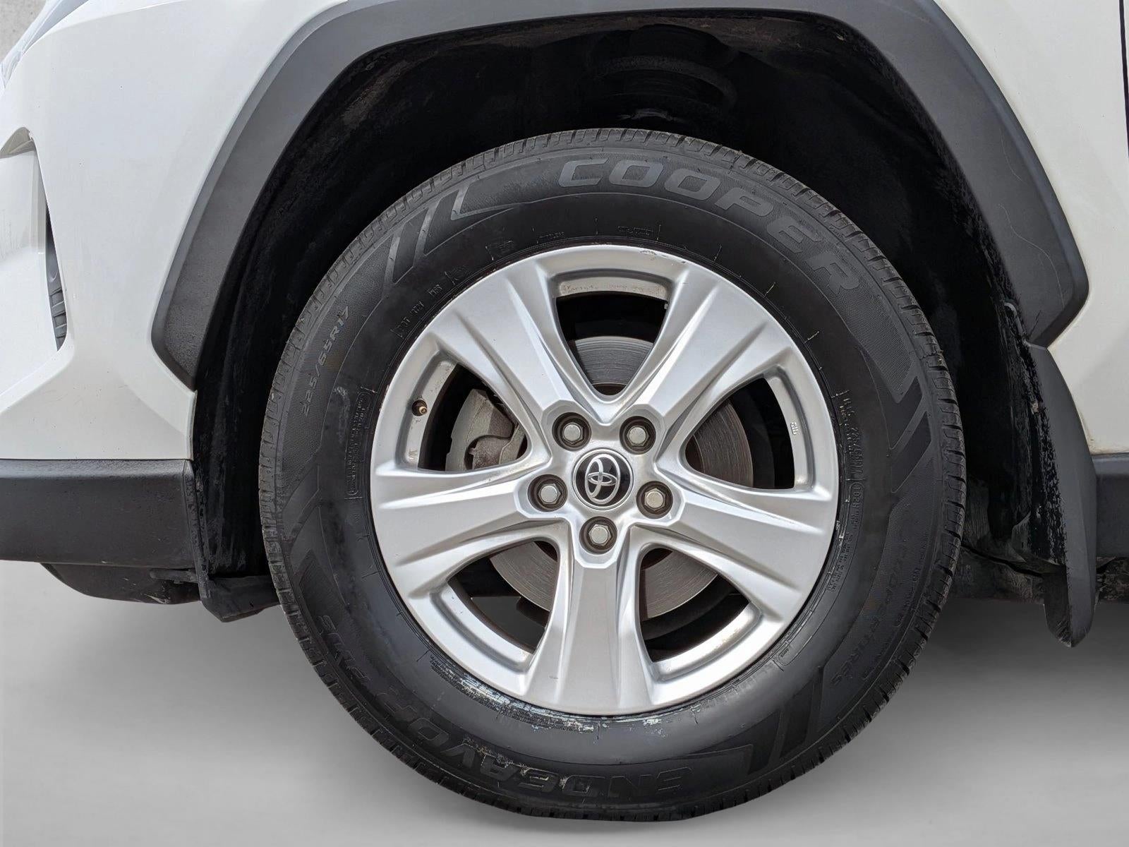 2020 Toyota RAV4 XLE AWD (Natl)