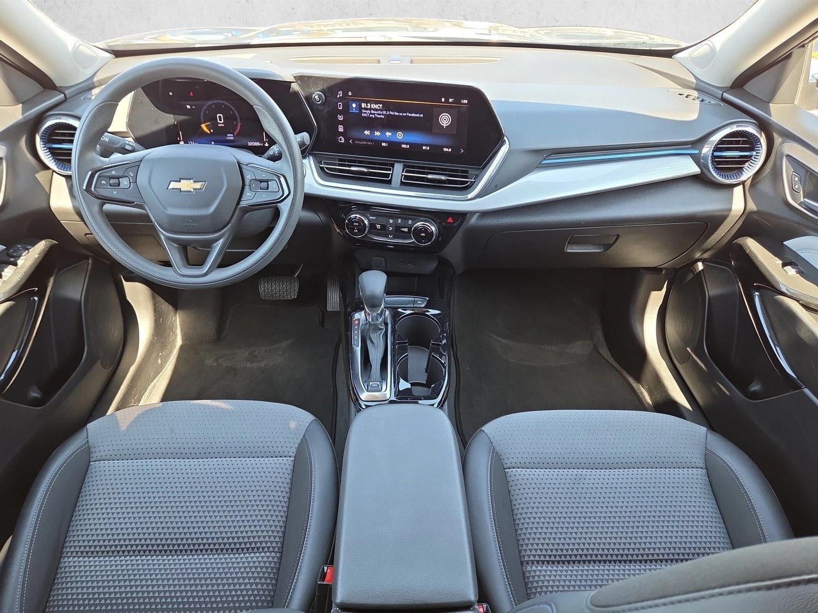 2025 Chevrolet Trax FWD 4dr LT
