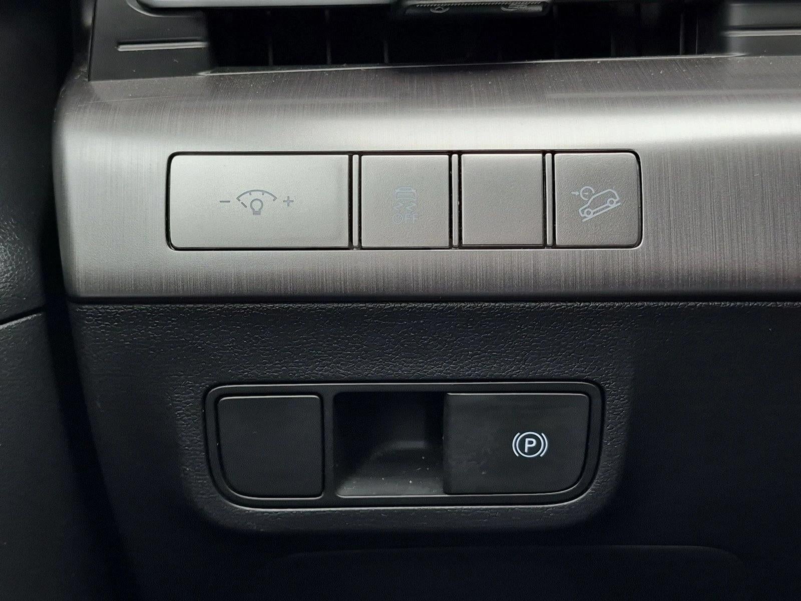 2024 Hyundai KONA SEL FWD