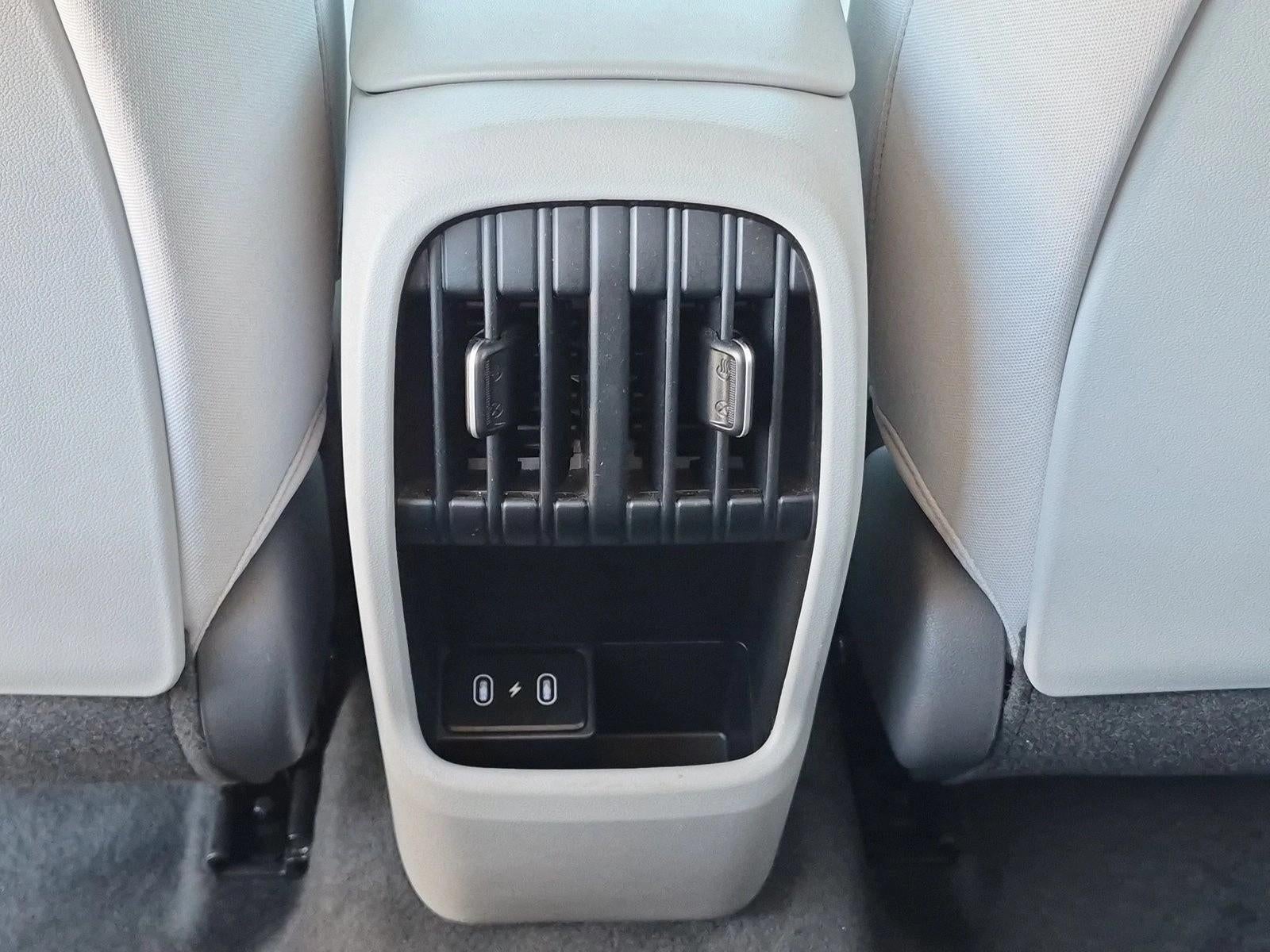 2025 Hyundai KONA SEL FWD