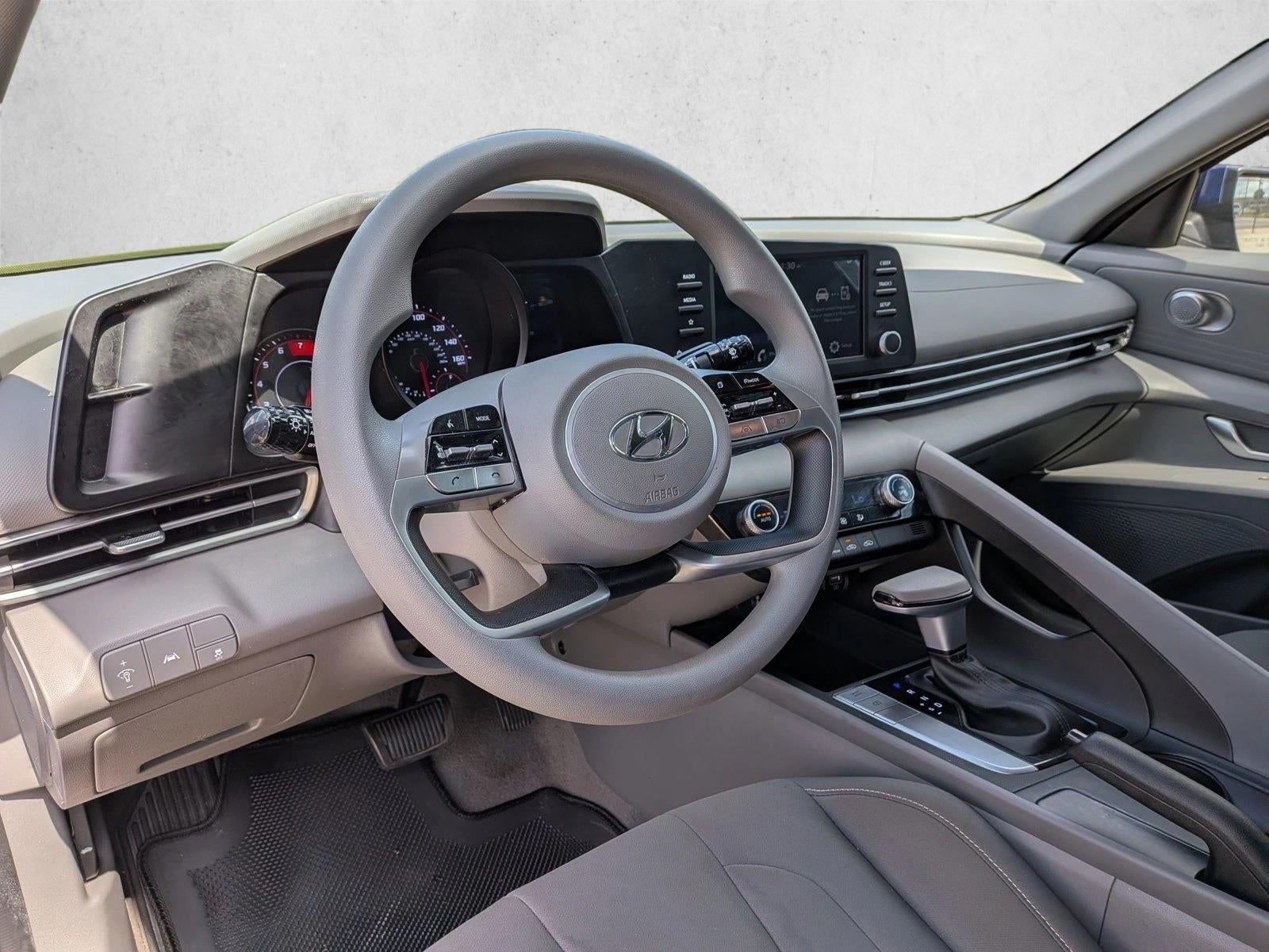 2023 Hyundai ELANTRA SEL IVT