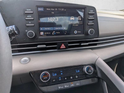 2023 Hyundai ELANTRA SEL IVT