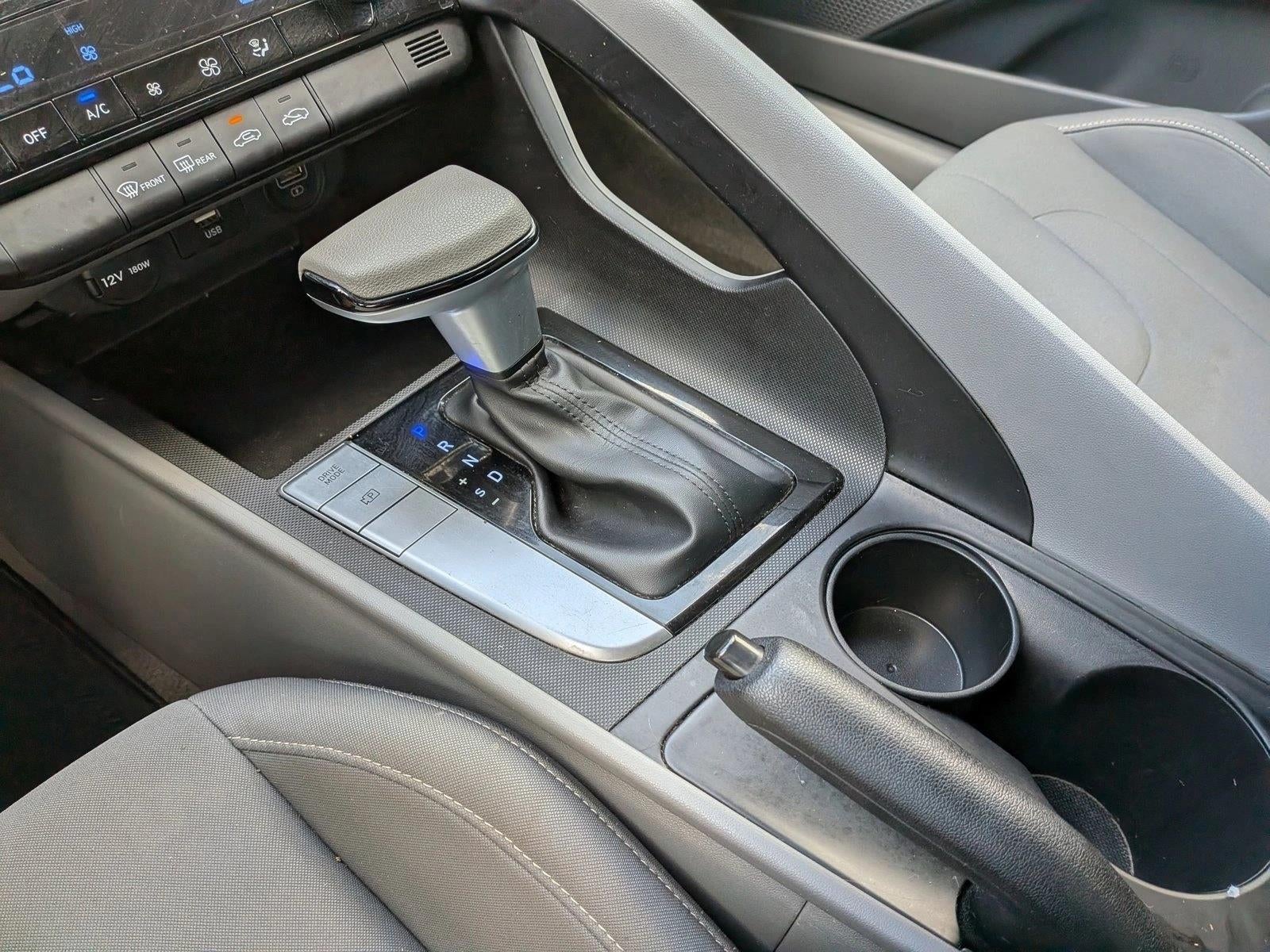 2023 Hyundai ELANTRA SEL IVT