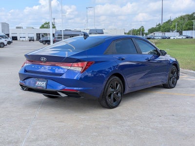 2023 Hyundai ELANTRA SEL IVT