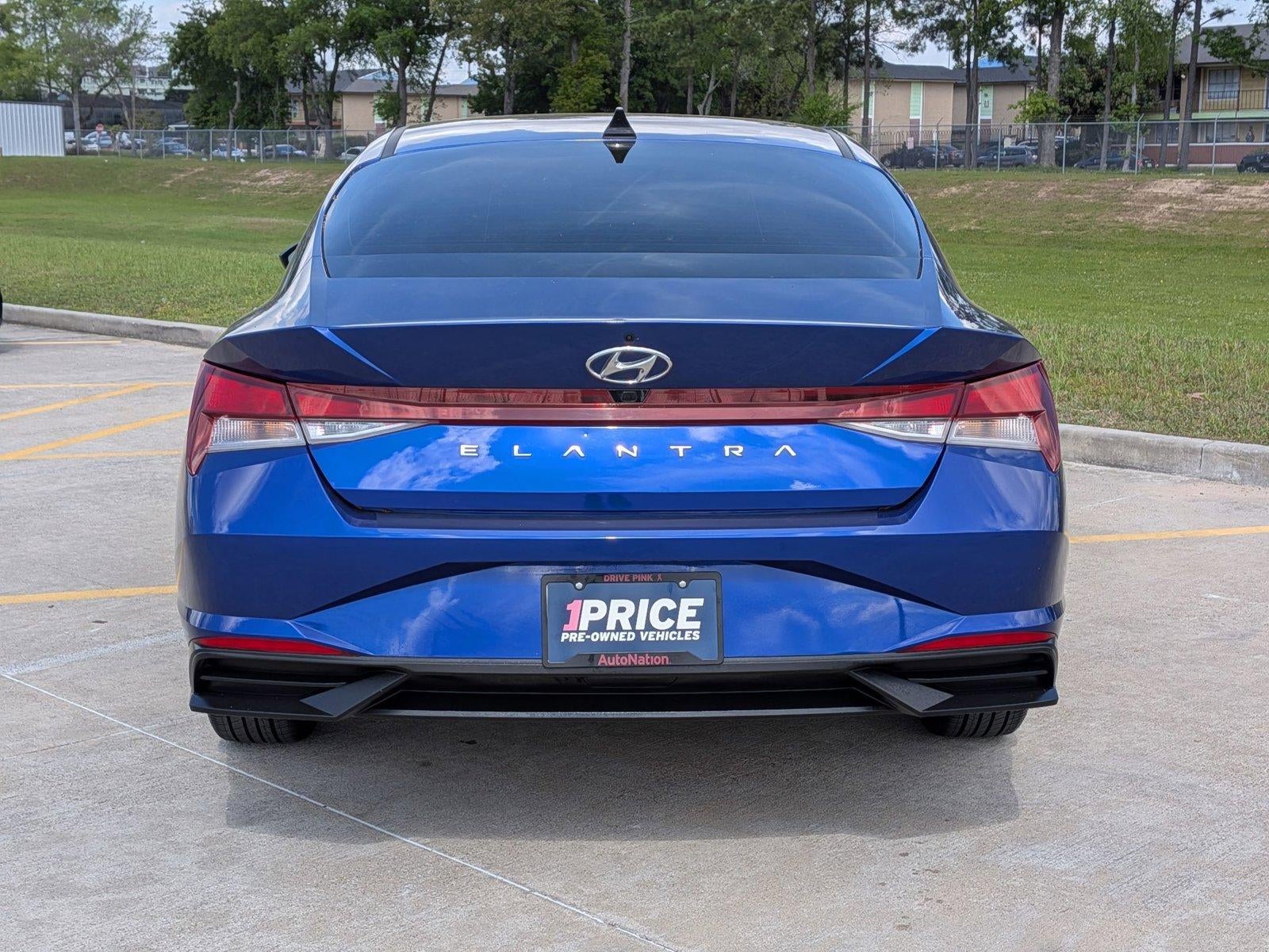 2023 Hyundai ELANTRA SEL IVT
