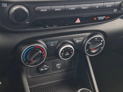 2021 Hyundai VENUE SE IVT