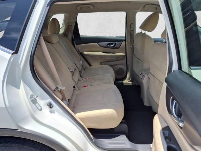 2016 Nissan Rogue FWD 4dr SV
