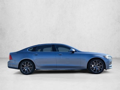 2020 Volvo S90 T6 AWD Momentum