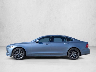 2020 Volvo S90 T6 AWD Momentum