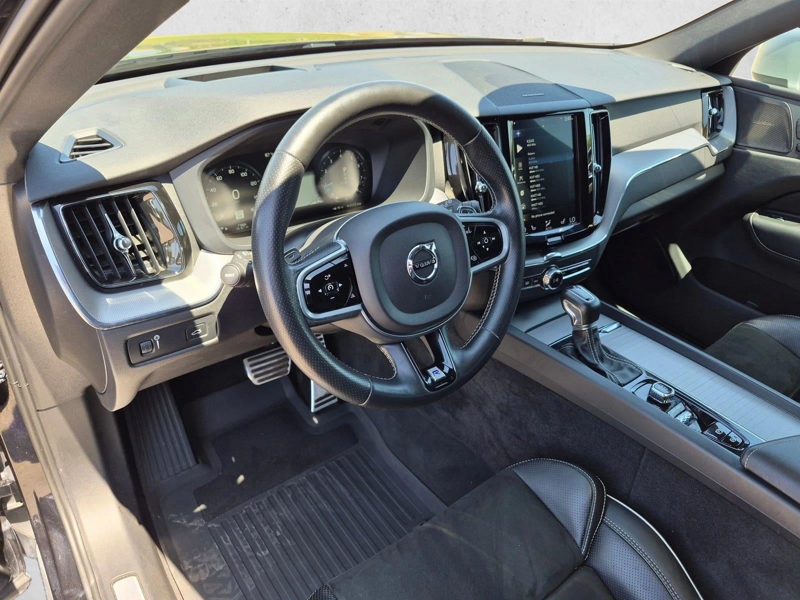 2019 Volvo XC60 T5 AWD R-Design