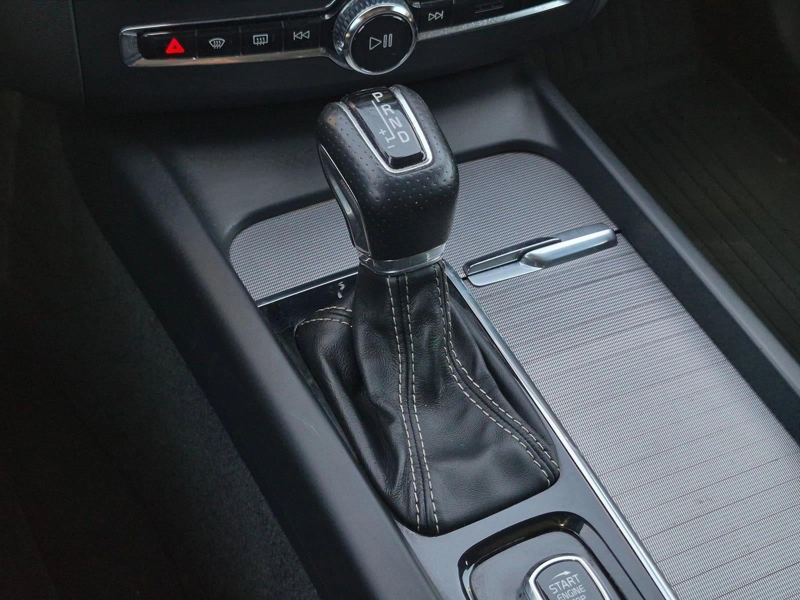 2019 Volvo XC60 T5 AWD R-Design