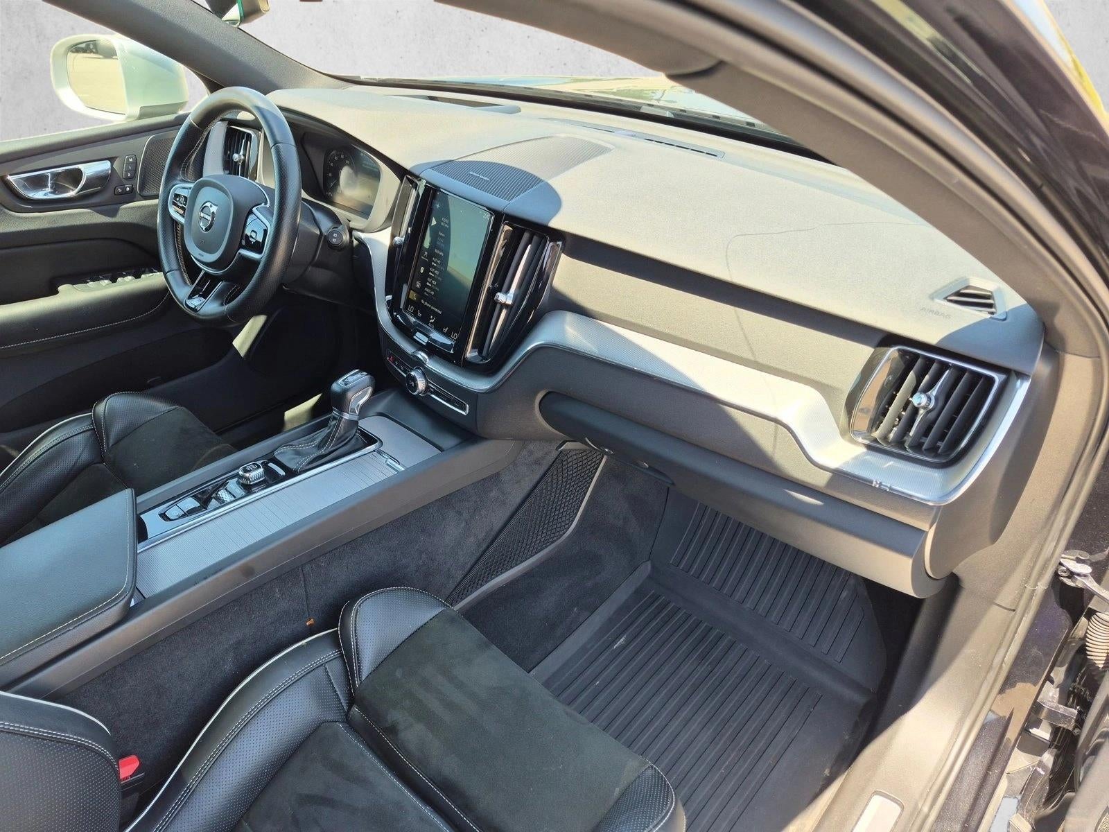 2019 Volvo XC60 T5 AWD R-Design