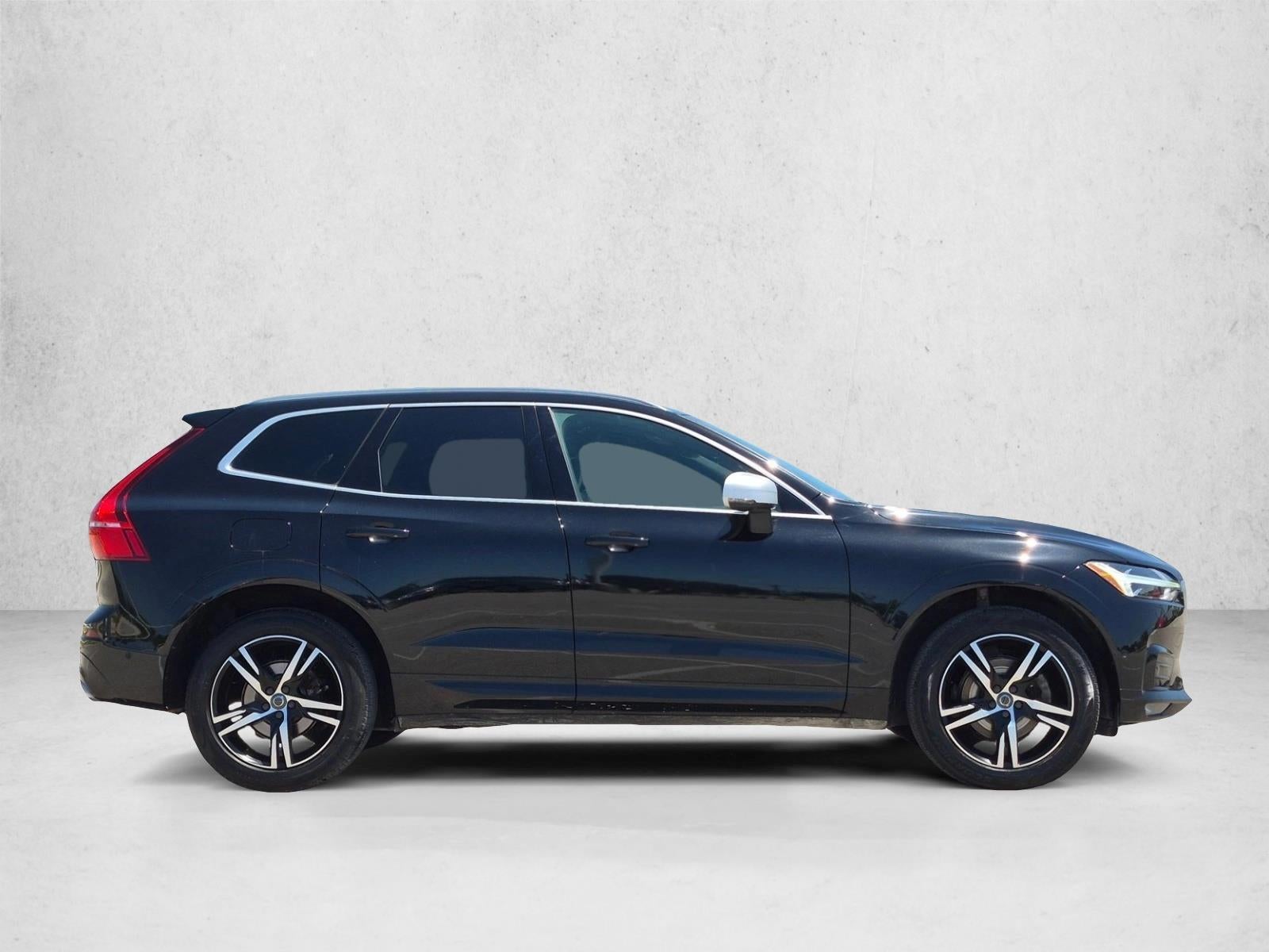 2019 Volvo XC60 T5 AWD R-Design