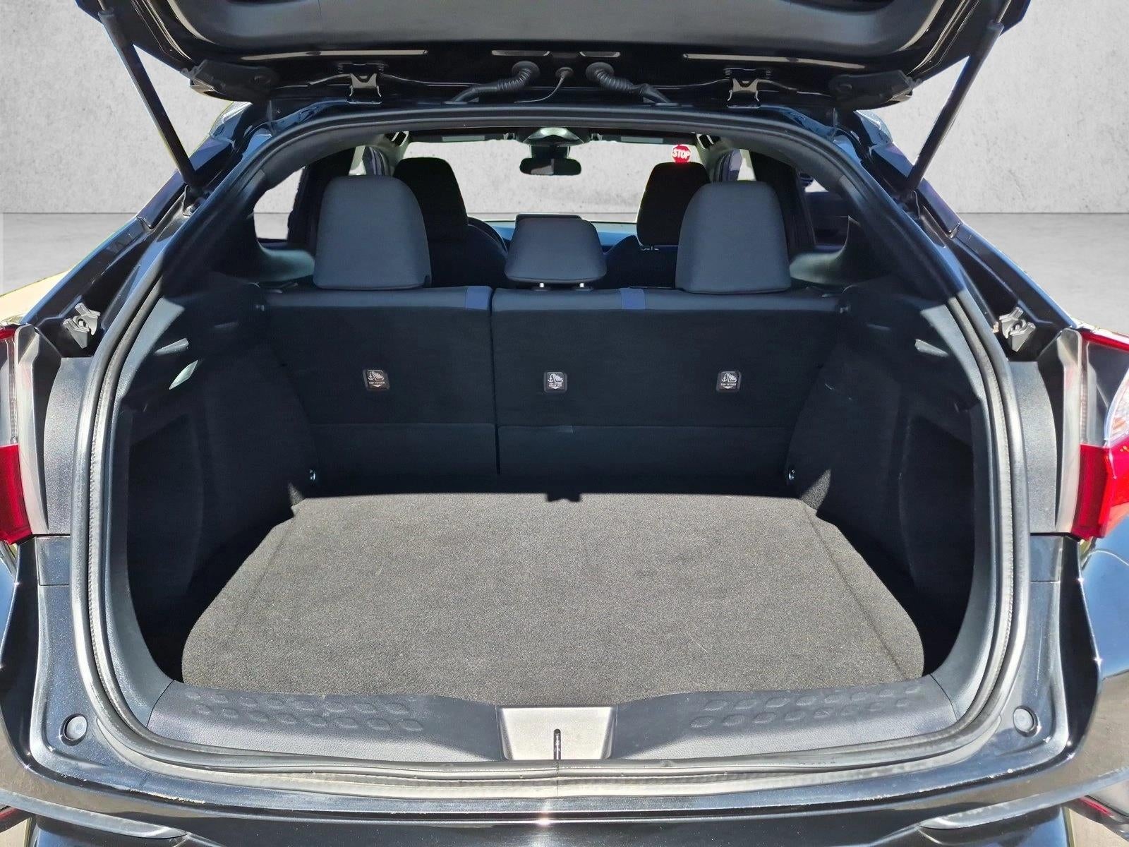 2021 Toyota C-HR XLE FWD (Natl)