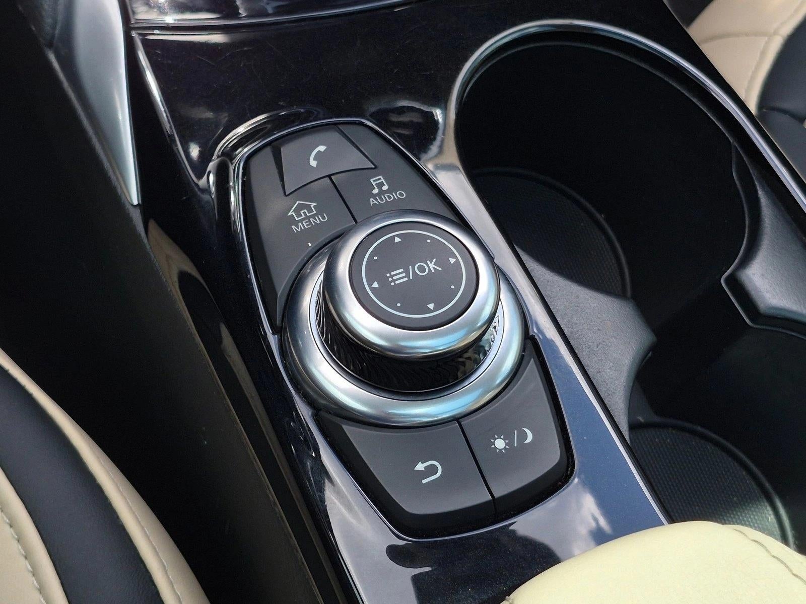2019 INFINITI QX30 LUXE FWD