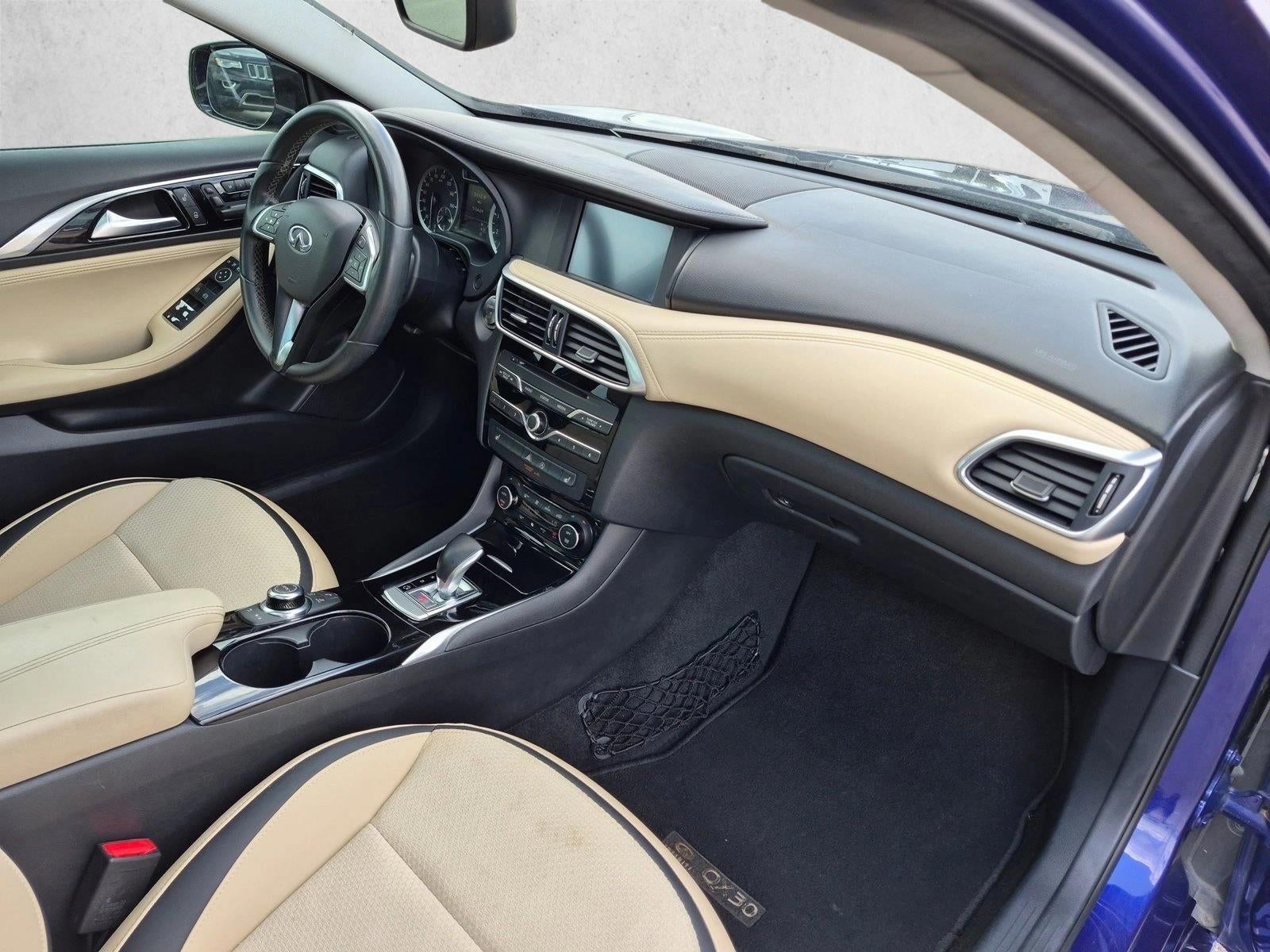 2019 INFINITI QX30 LUXE FWD