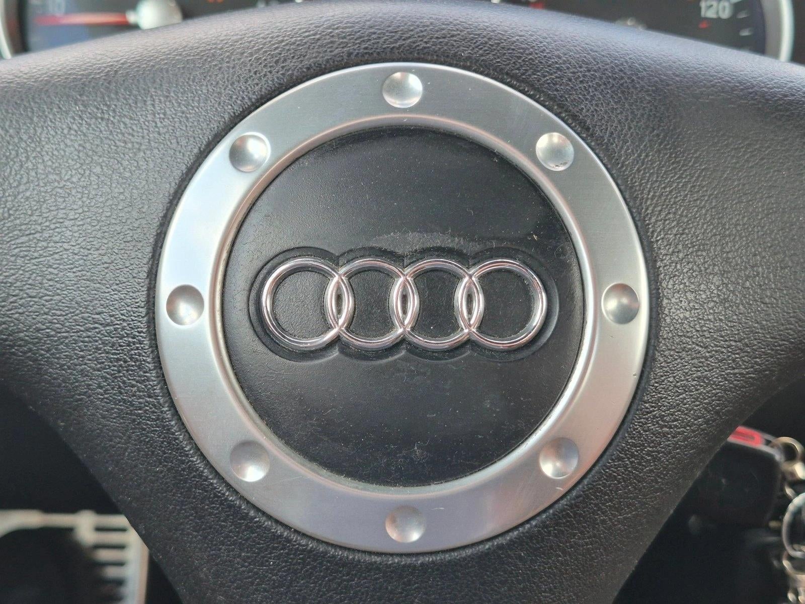 2001 Audi TT Base