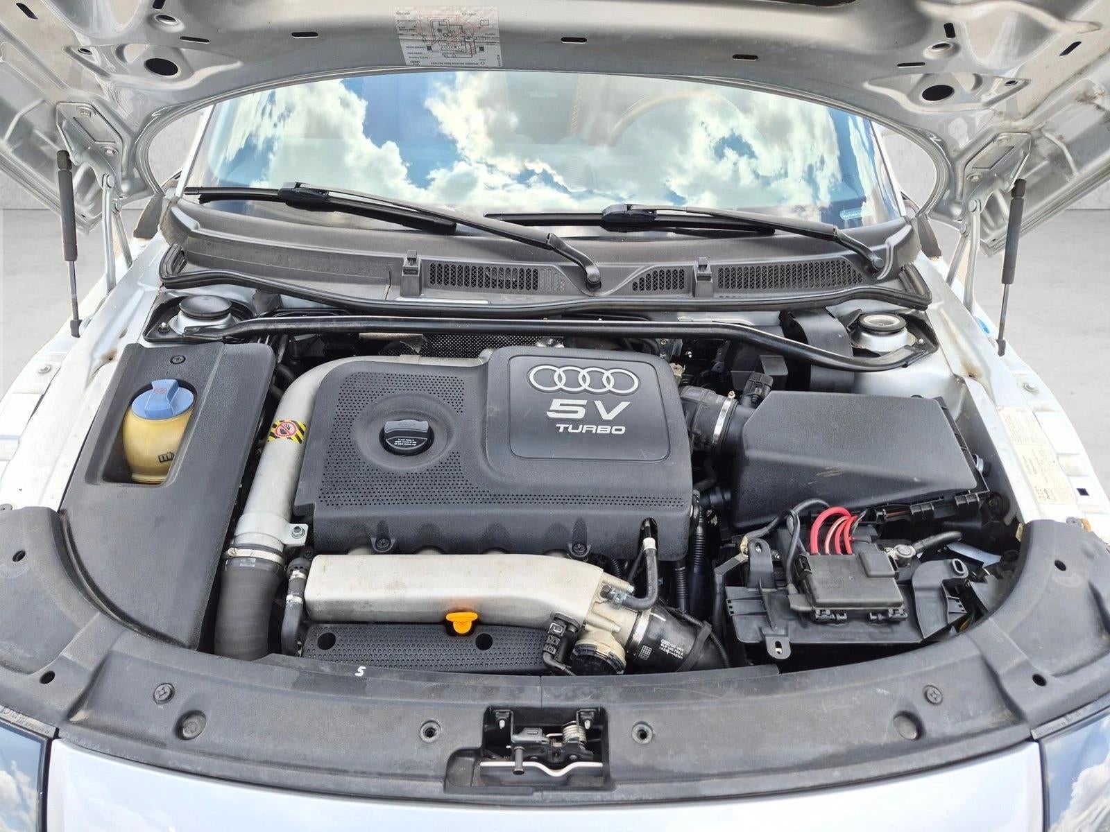 2001 Audi TT Base