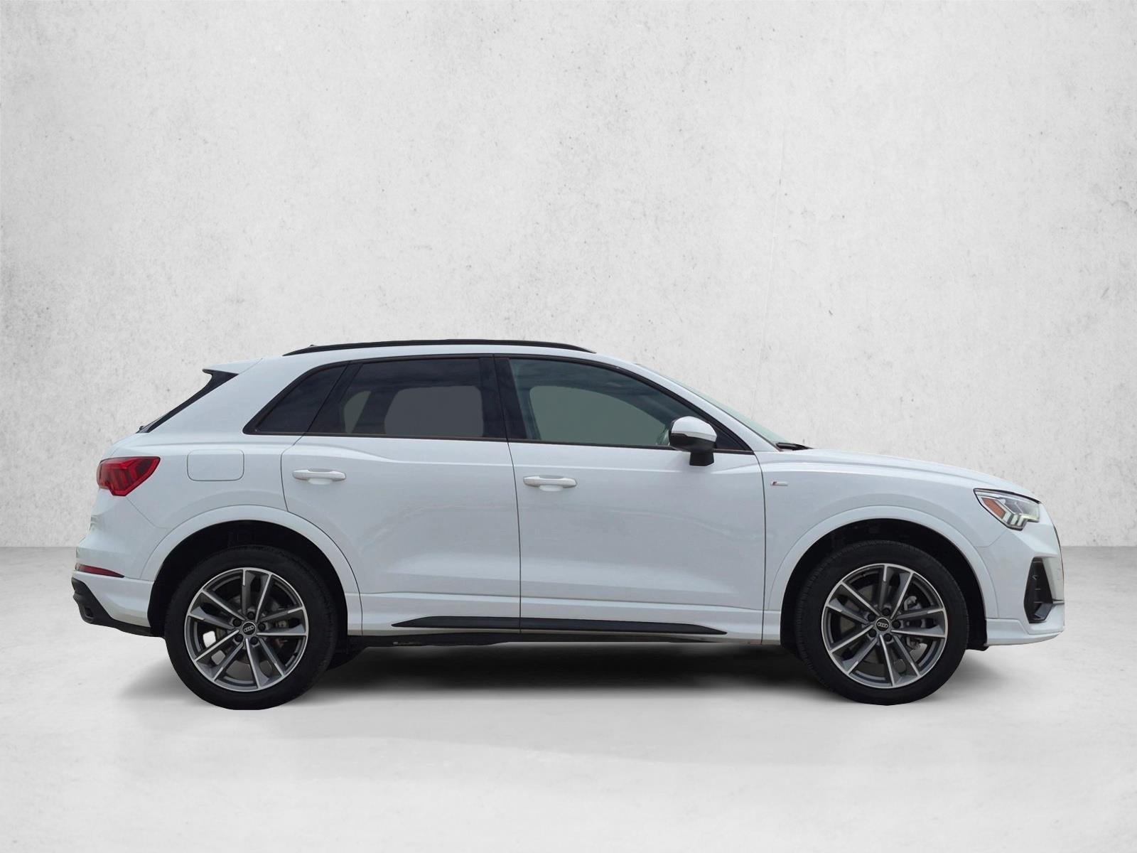 2024 Audi Q3 S line Premium 45 TFSI quattro