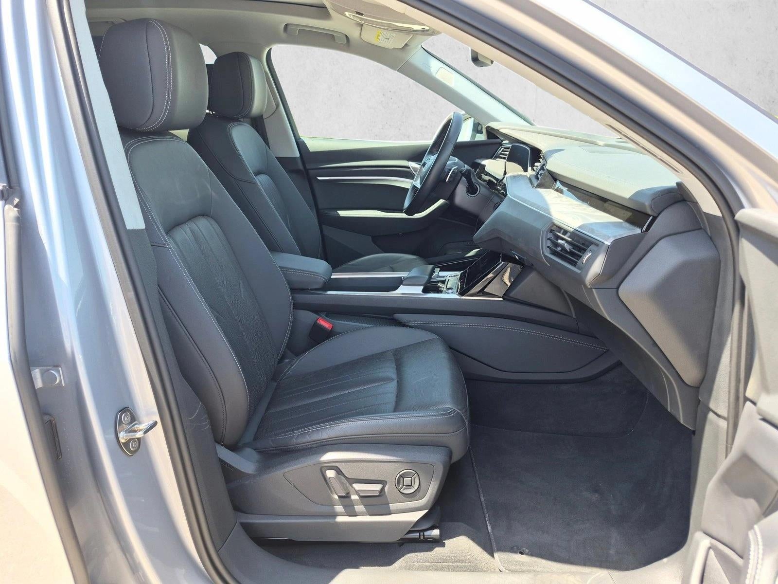 2021 Audi e-tron Premium Plus quattro
