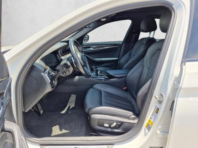 2022 BMW 530e Plug-In Hybrid