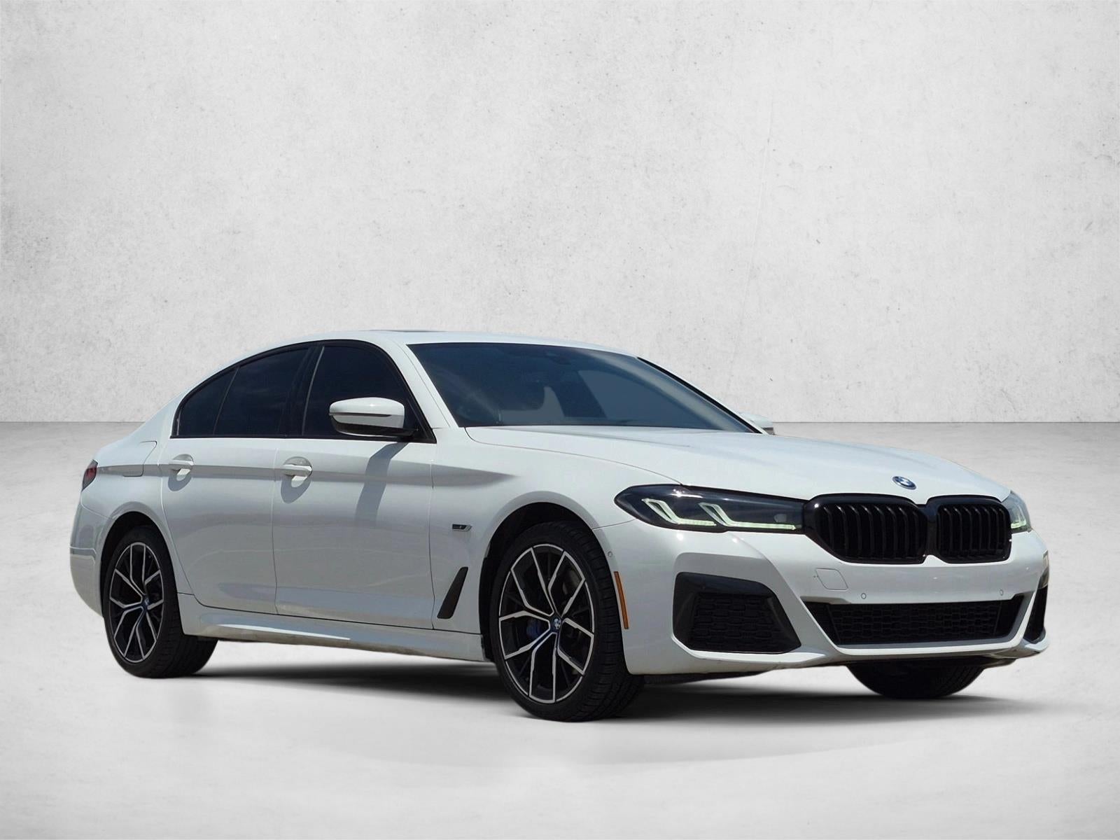 2022 BMW 530e Plug-In Hybrid