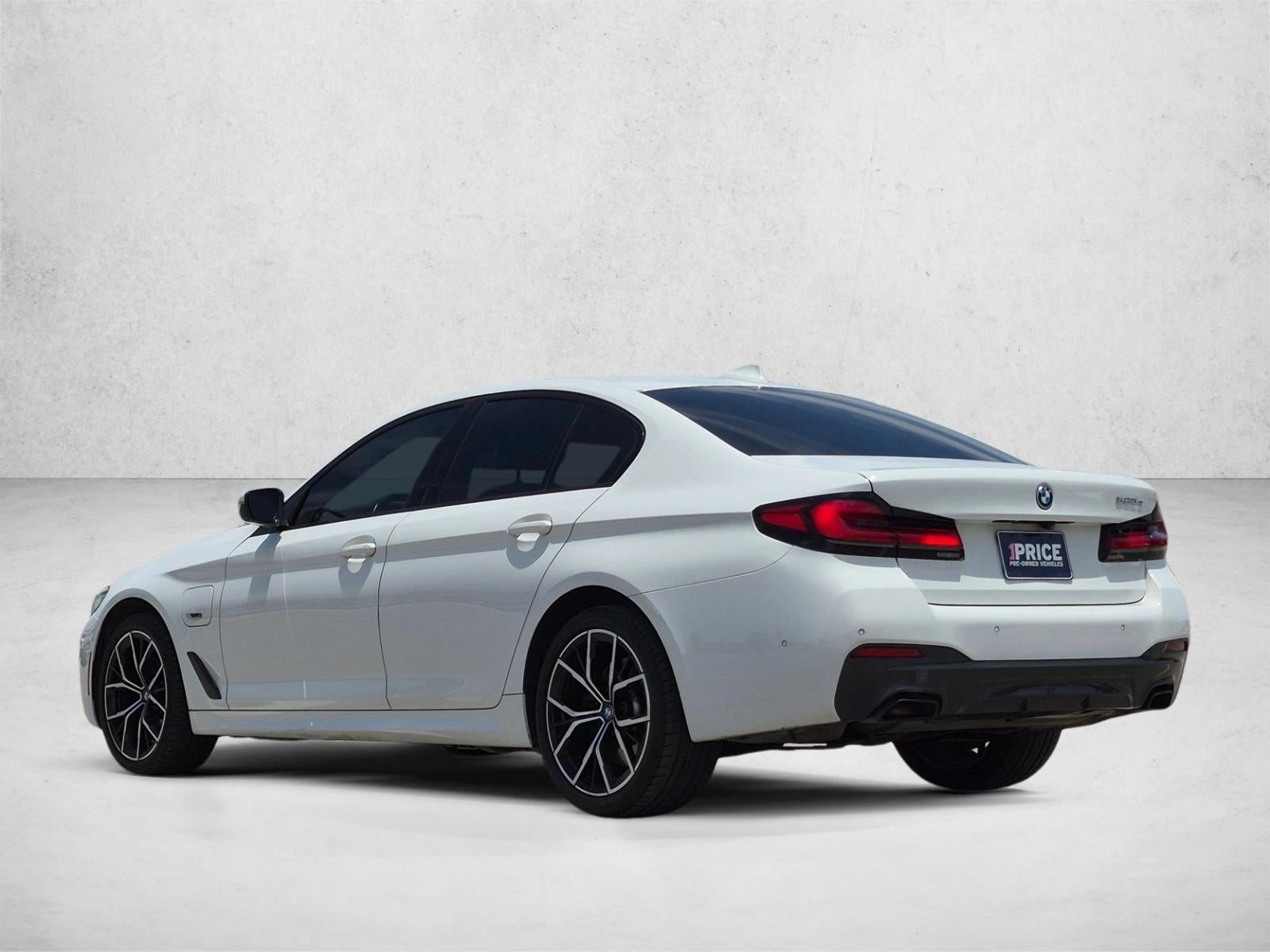 2022 BMW 530e Plug-In Hybrid